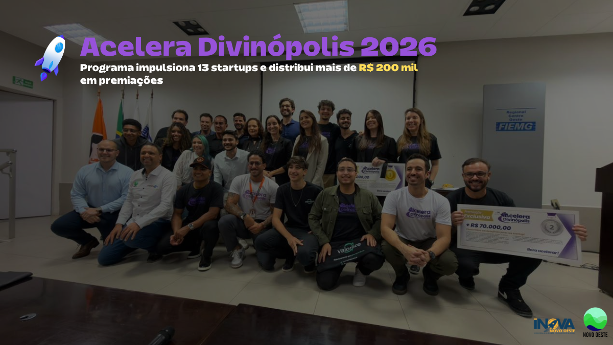 Vencedores do Acelera Divinópolis durante a premiação das startups participantes.