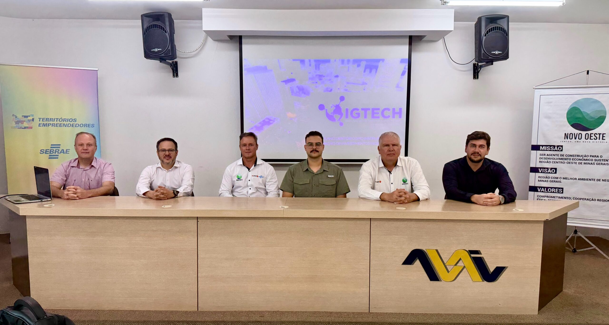 Reunião da Agência Novo Oeste com representantes do IGTECH para discutir soluções para os municípios